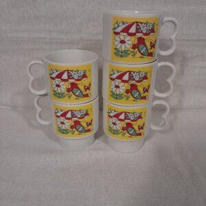 VTG Retro Stackable Mugs with Bird and Umbrella, Set of 5